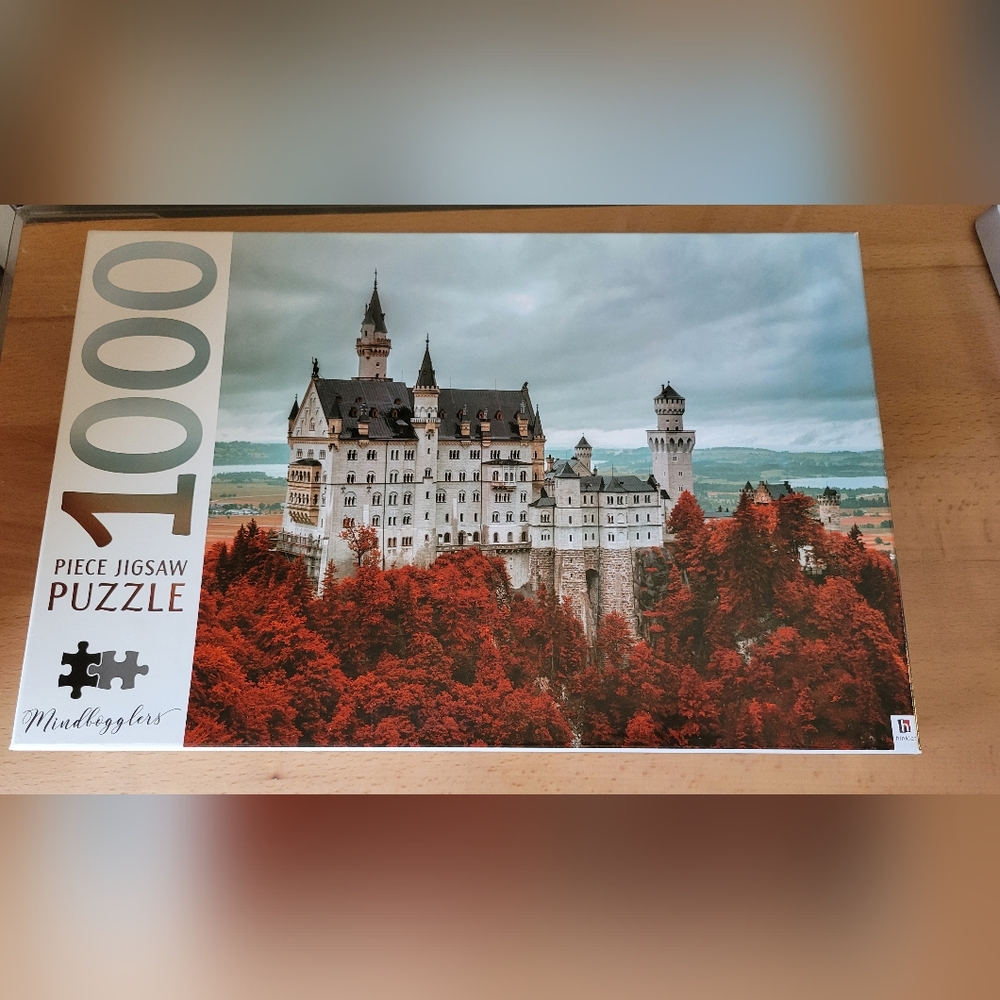 Neuschwanstein Castle Germany 1000 Piece Jigsaw Puzzle (Mindbogglers) Holiday
